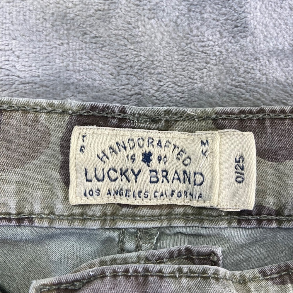 Lucky Brand The Cargo Pants Women's Size 0/25 Green Camo Cotton - Picture 3 of 10